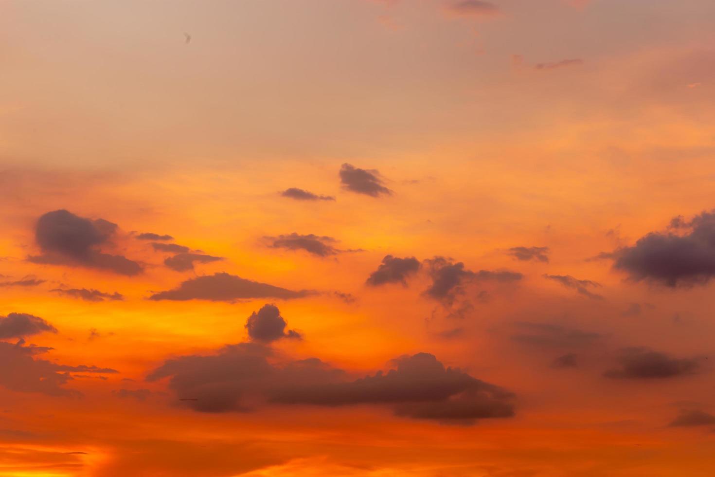 vacker soluppgång solnedgång himmel för bakgrund foto