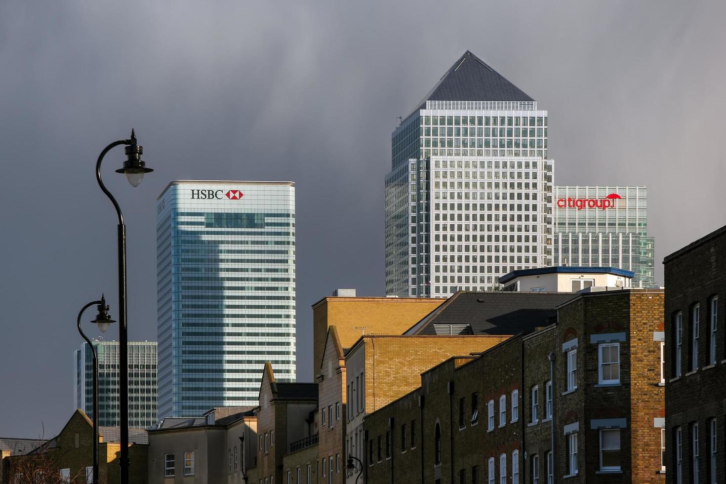 london, Storbritannien, 2005. Canary Wharf och andra byggnader i hamnområden foto