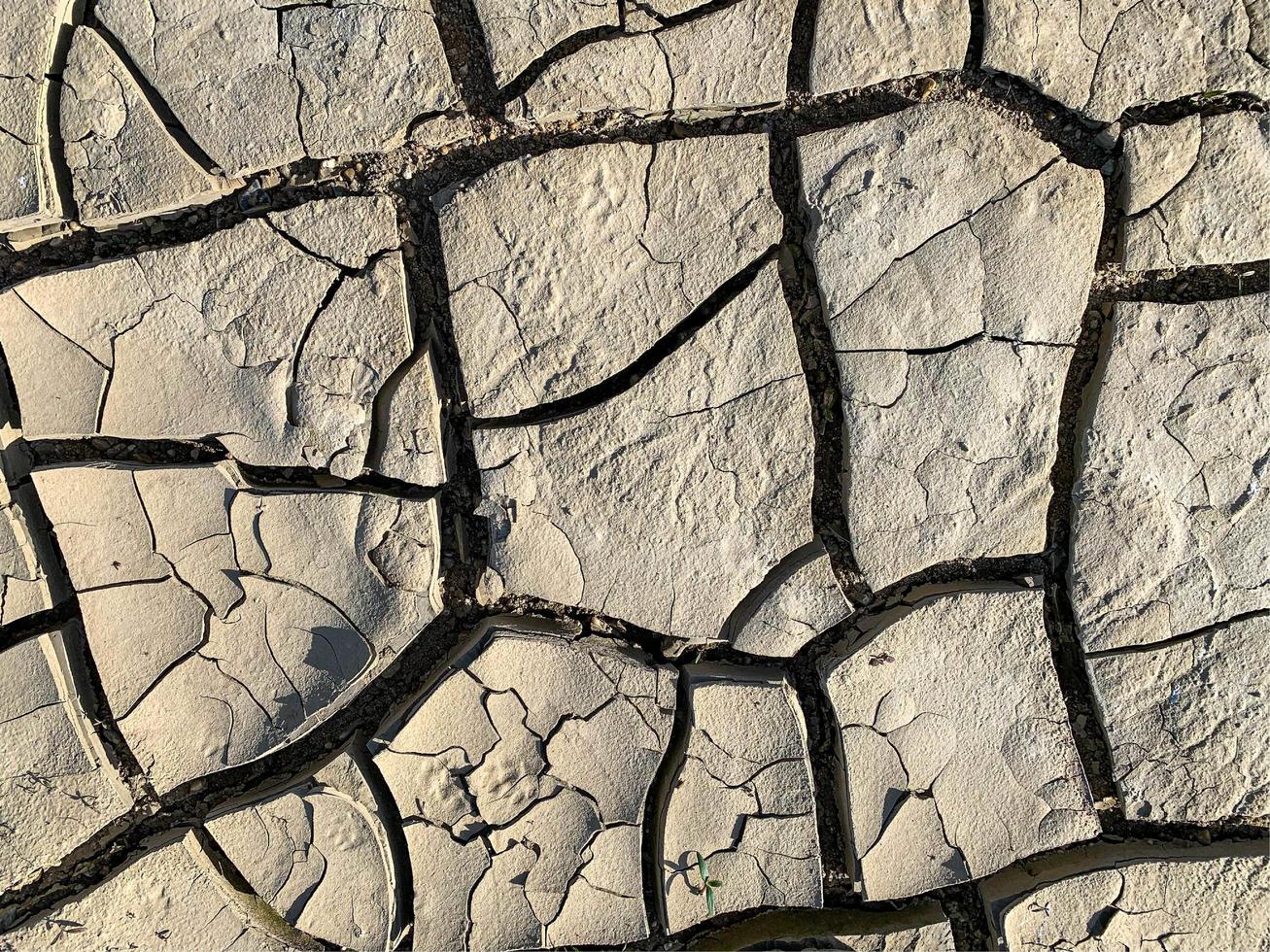 berg rock bakgrund. rock textur. sten bakgrund foto