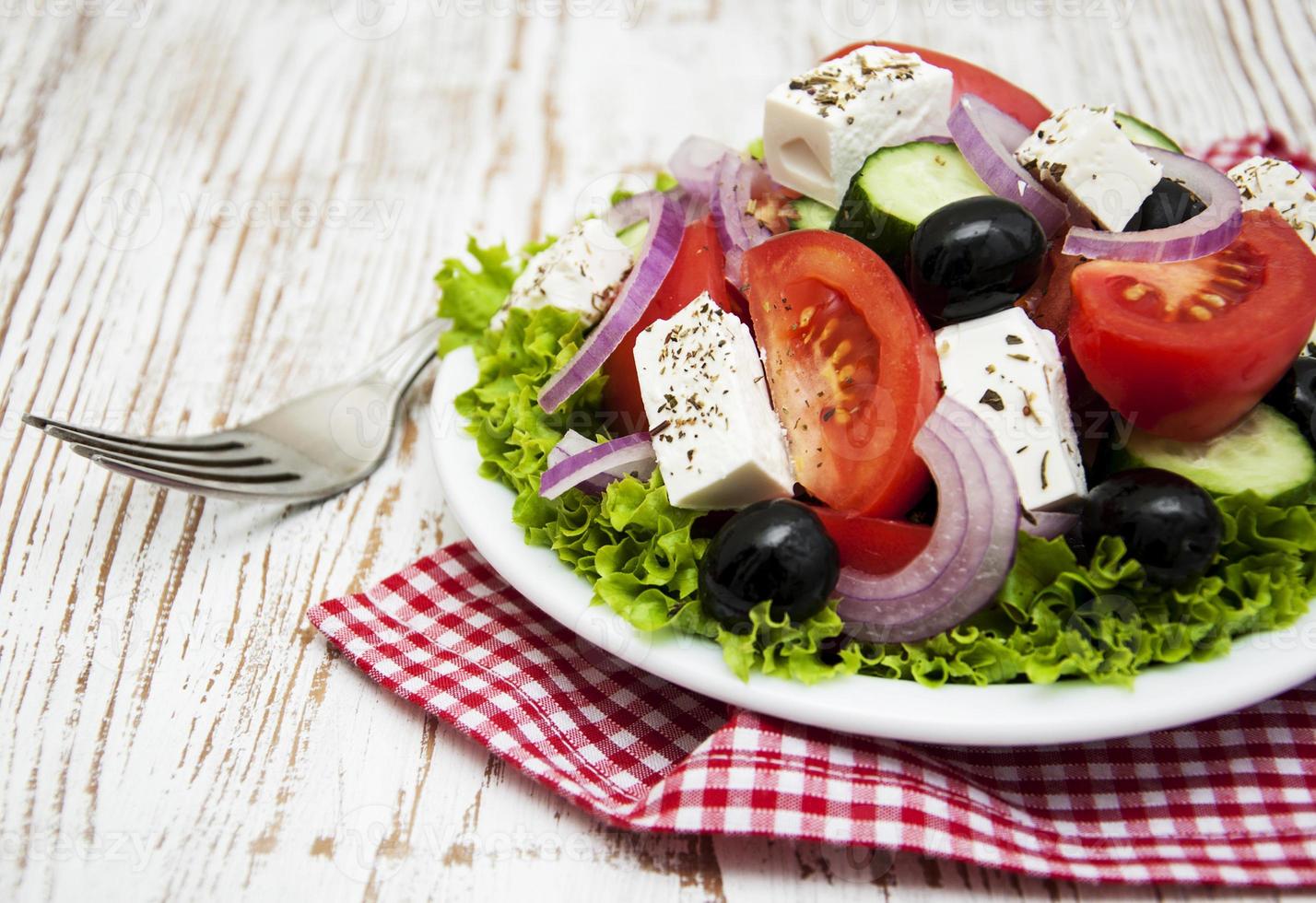 färsk grekisk sallad foto