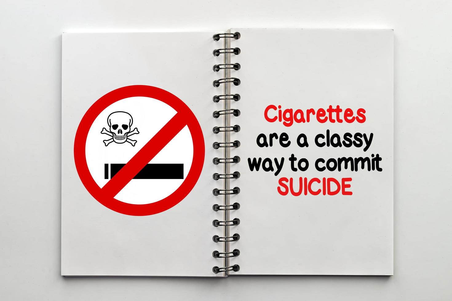 cigaretter är ett elegant sätt att begå självmord. inspirerande och motiverande citat. sluta röka koncept. foto