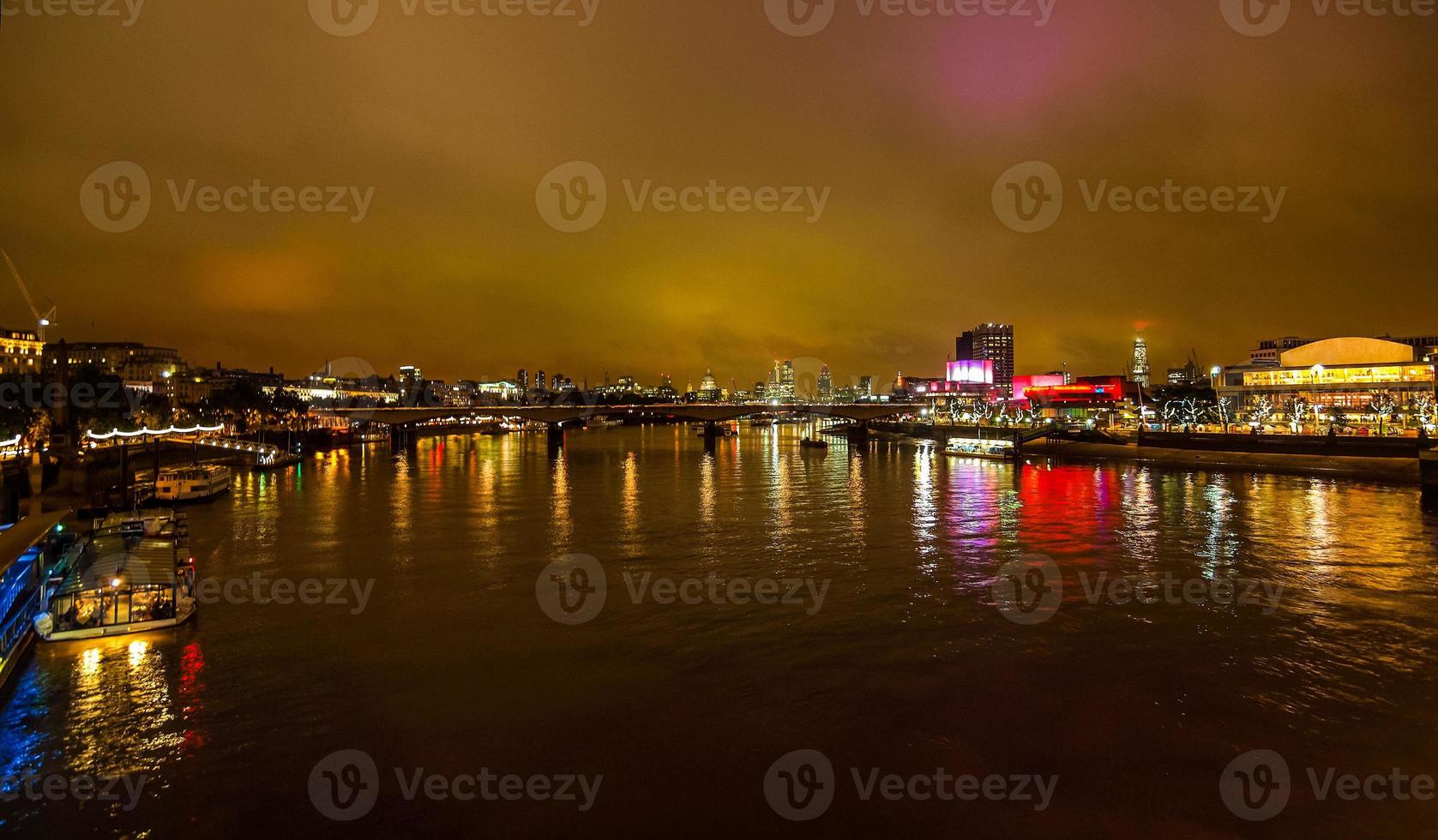 hdr floden Themsen i london foto