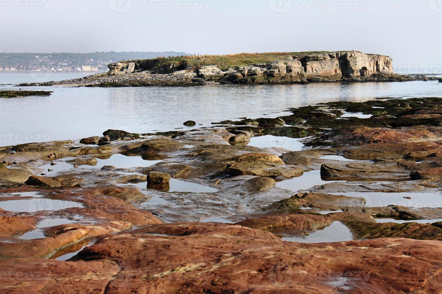 utsikt över ön hilbre på wirral foto