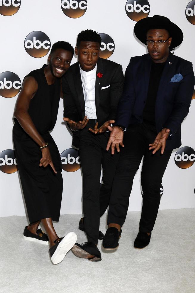 los angeles, 6 aug - bernard david jones, brandon micheal hall, marcel spears på abc tca sommarfesten 2017 på beverly hilton hotel den 6 augusti 2017 i beverly hills, ca. foto