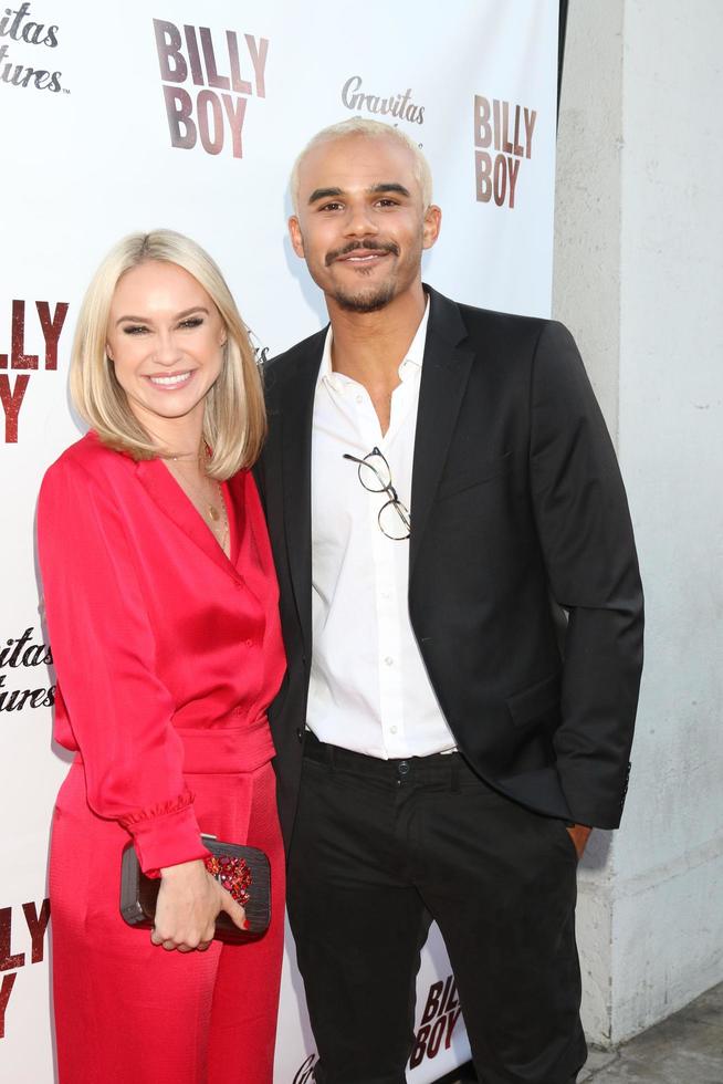 los angeles, 12 juni - becca tobin, jacob artist på billy boy los angeles premiär på laemmle music hall den 12 juni 2018 i beverly hills, ca. foto