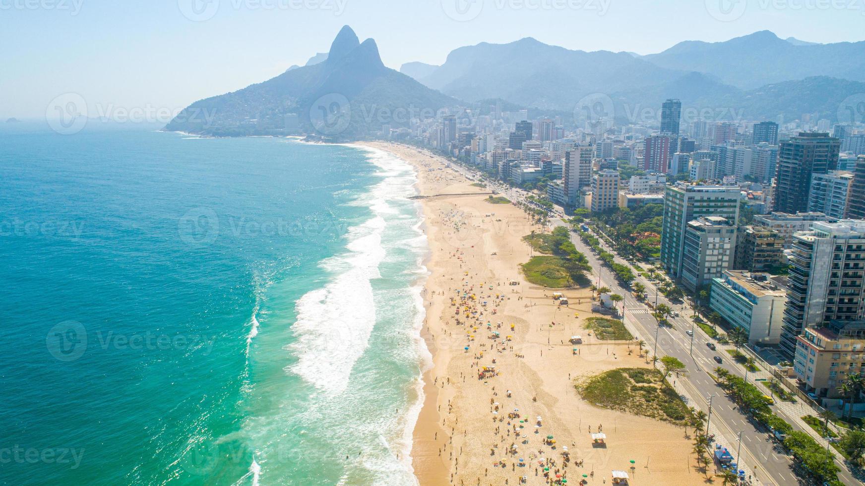 Flygbild över ipanema beach foto