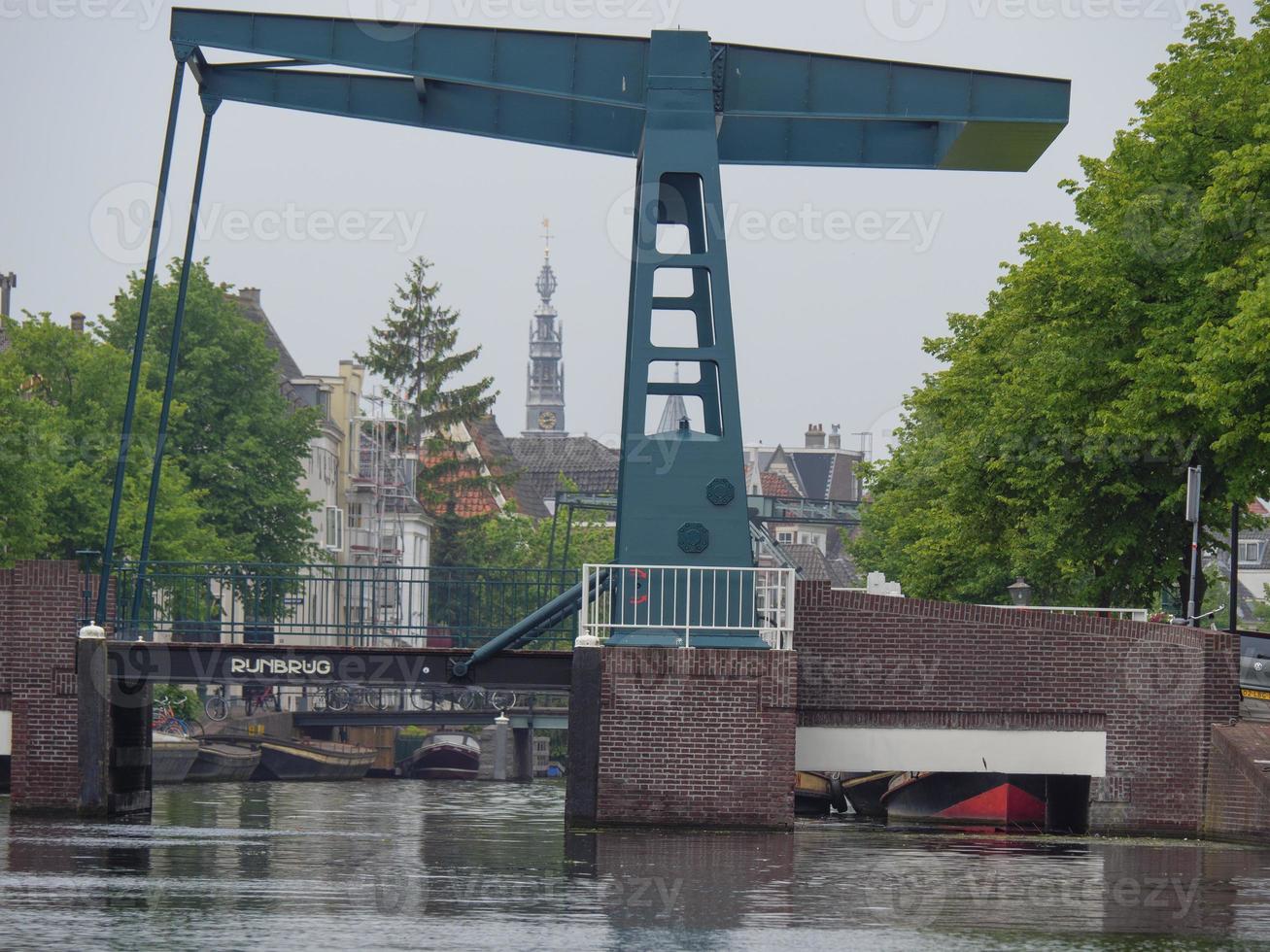 leiden stad i nederländerna foto