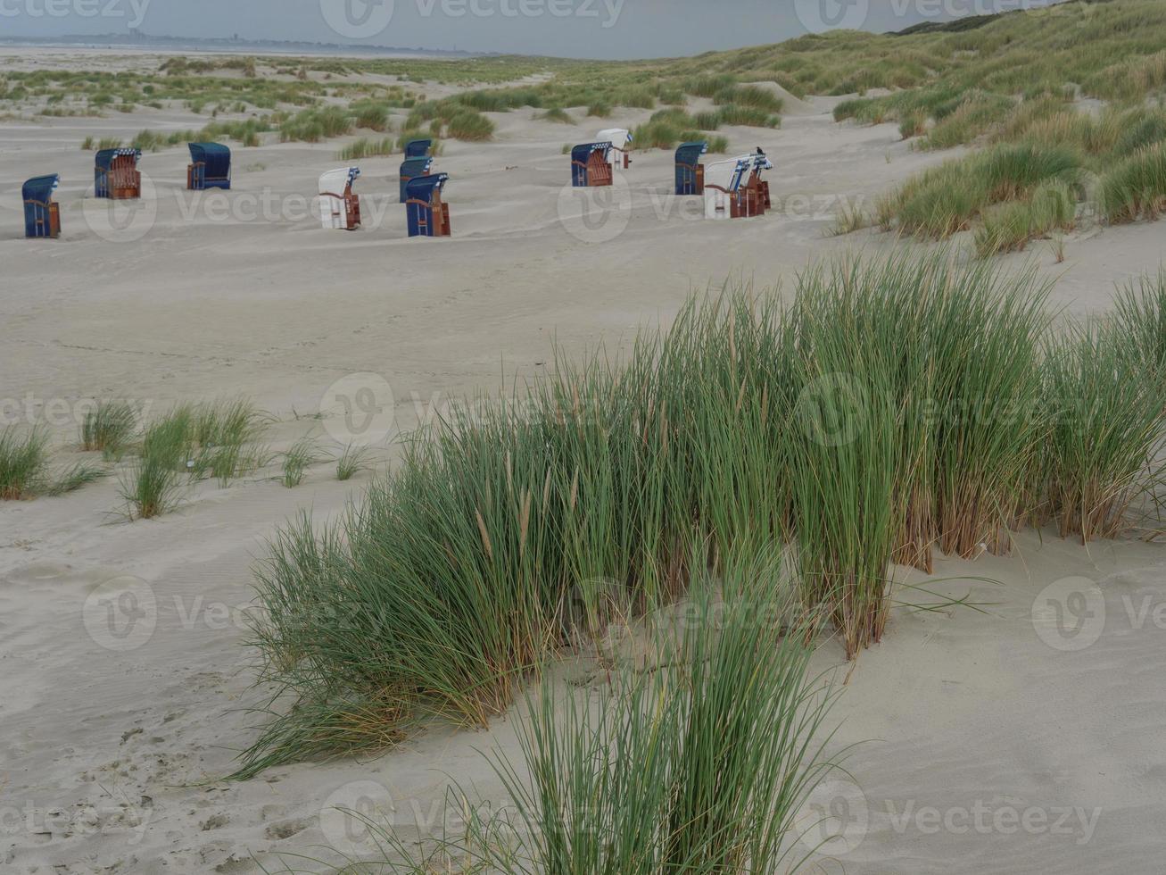 sommarkväll på stranden i juist foto