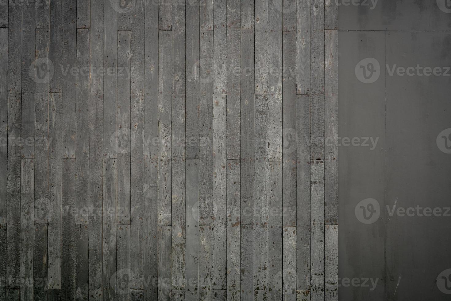 ovanifrån grå gamla trägolv textur bakgrund. trä planka ytstruktur bakgrund. grå trätapet för sorg och död. timmer trävägg textur bakgrund. inredningsdesign. vittrat trä. foto