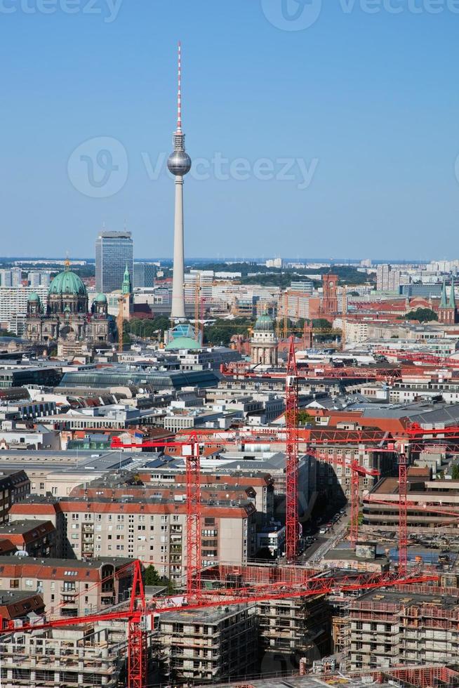 berlin panorama. berlin katedral och tv-torn foto