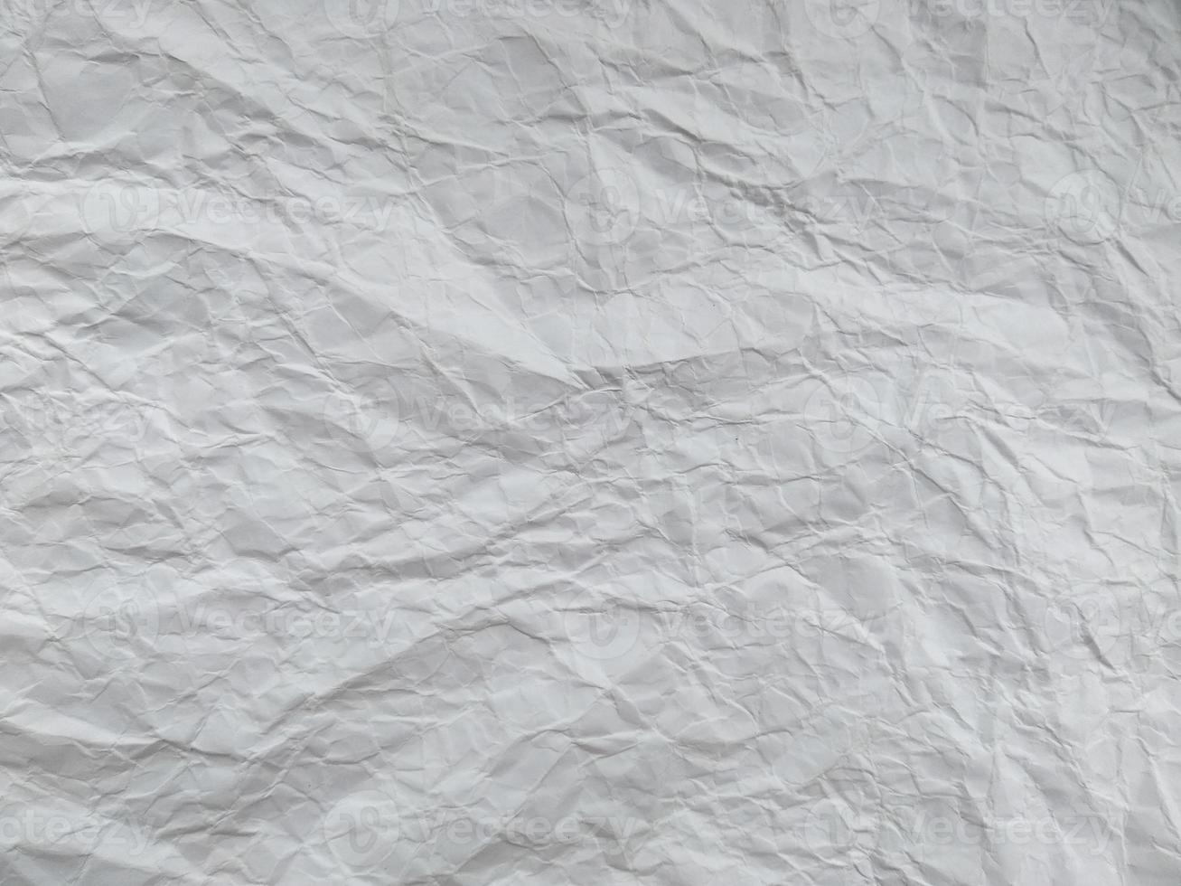 skrynklig pappersstruktur. skrynkligt papper isolerad på vit bakgrund foto