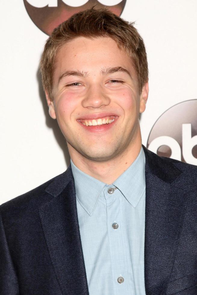 los angeles, 10 januari - connor jessup på disney abc tv tca winter 2017 party på langham hotel den 10 januari 2017 i pasadena, ca. foto