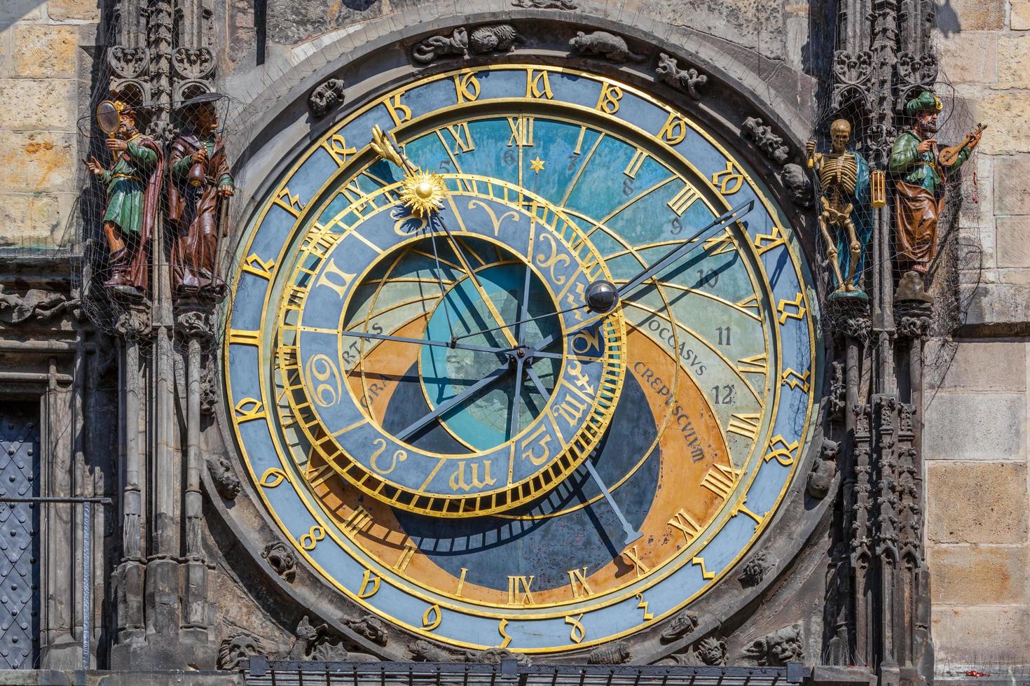 Prag, Tjeckien, 2022 - den astronomiska klockan i Prag, eller Prag Orloj i Prag, Tjeckien foto