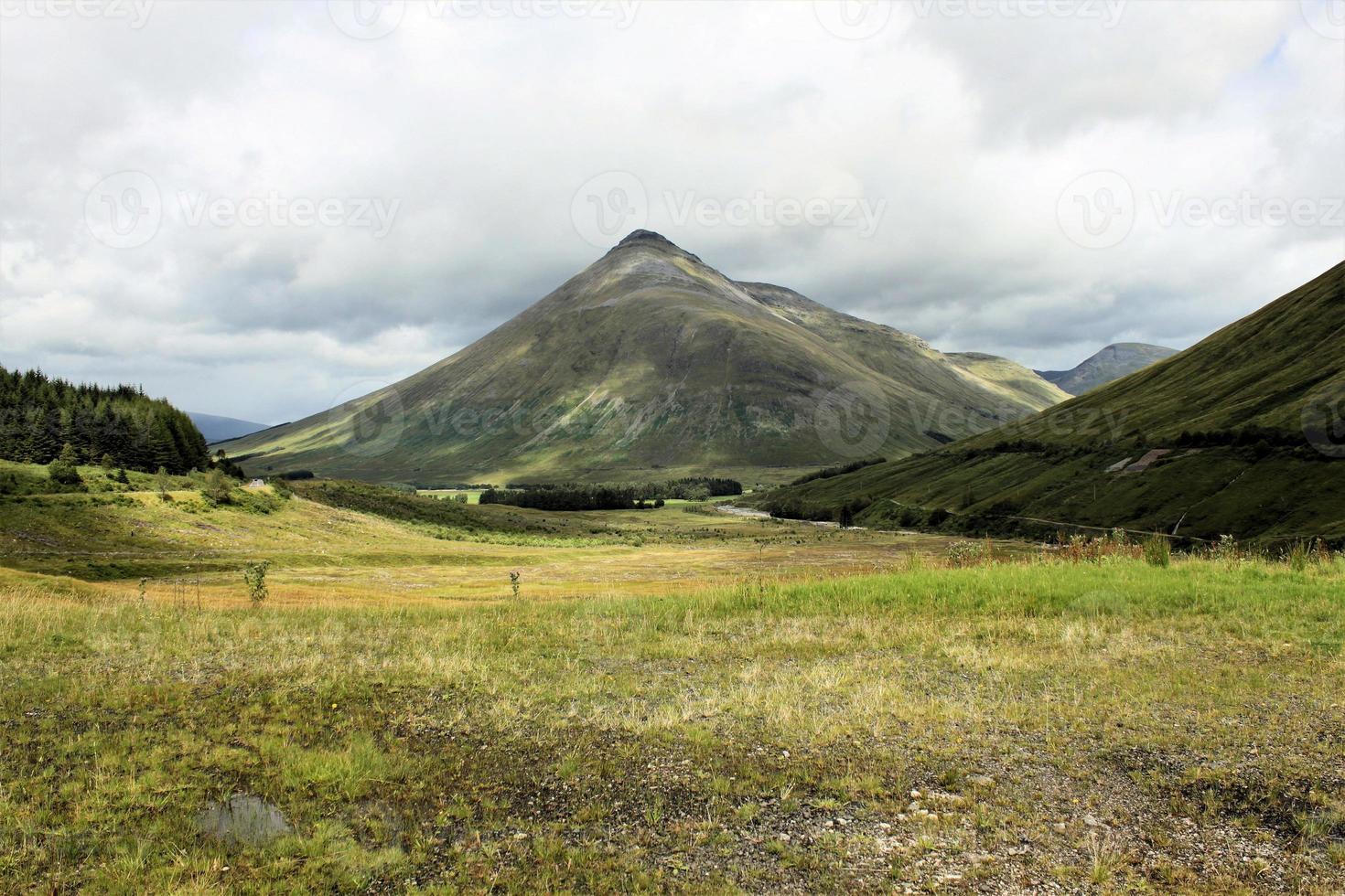 utsikt över det skotska höglandet nära ben nevis foto