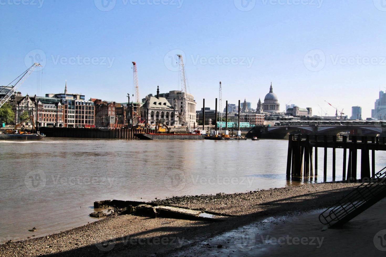 utsikt över Themsen i London foto