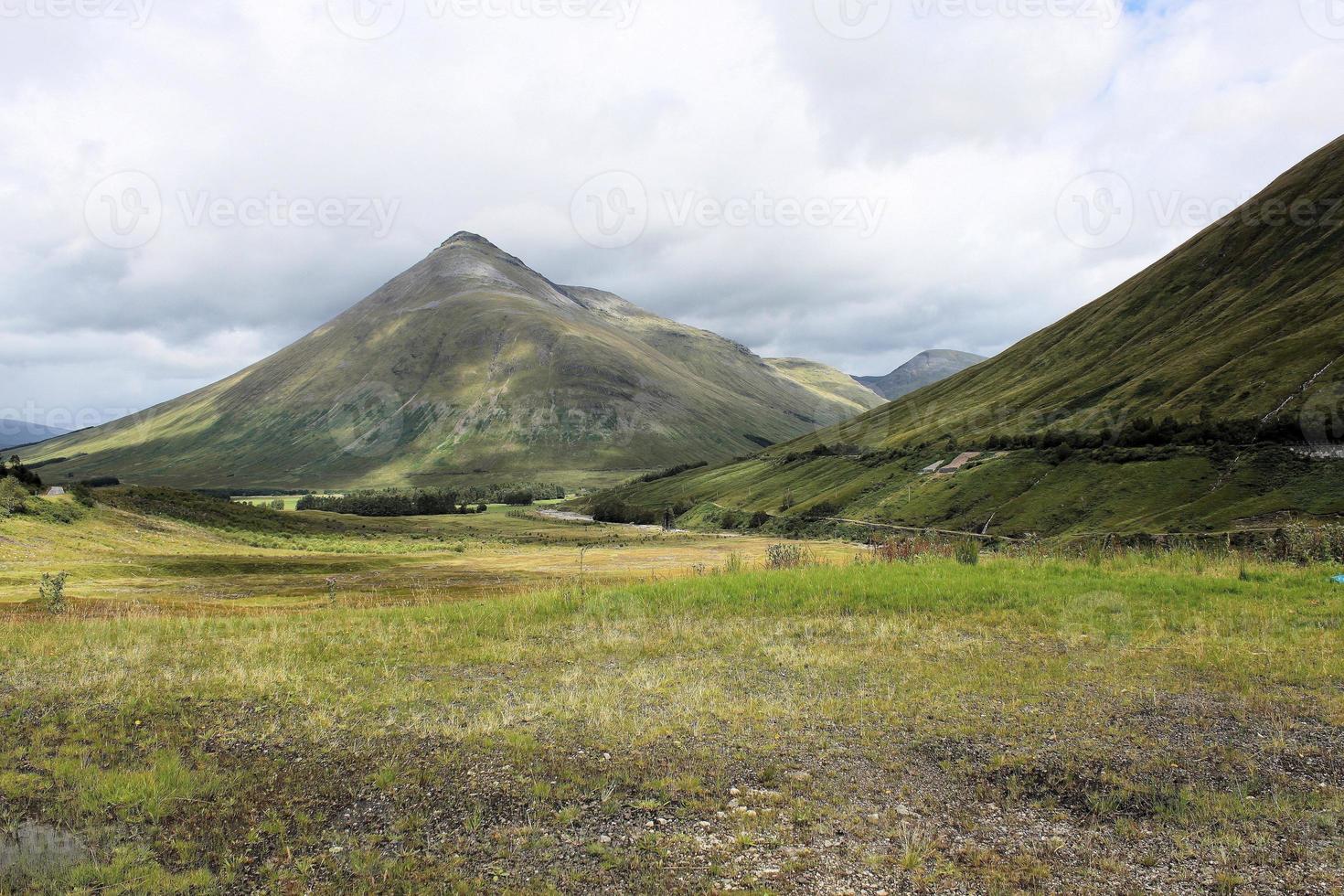 utsikt över det skotska höglandet nära ben nevis foto