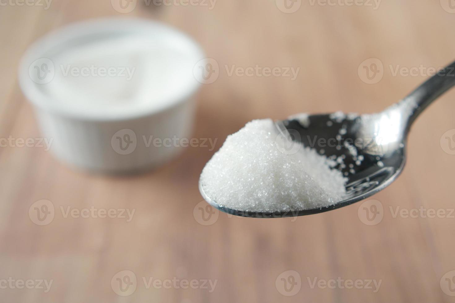vitt socker på en leversked närbild foto