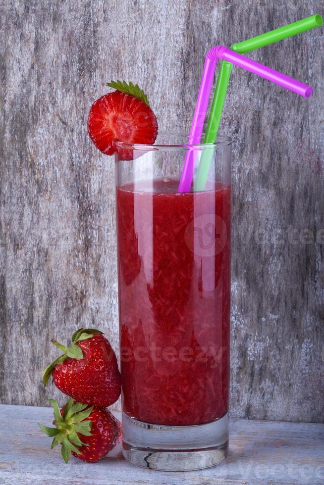jordgubbsjuice foto