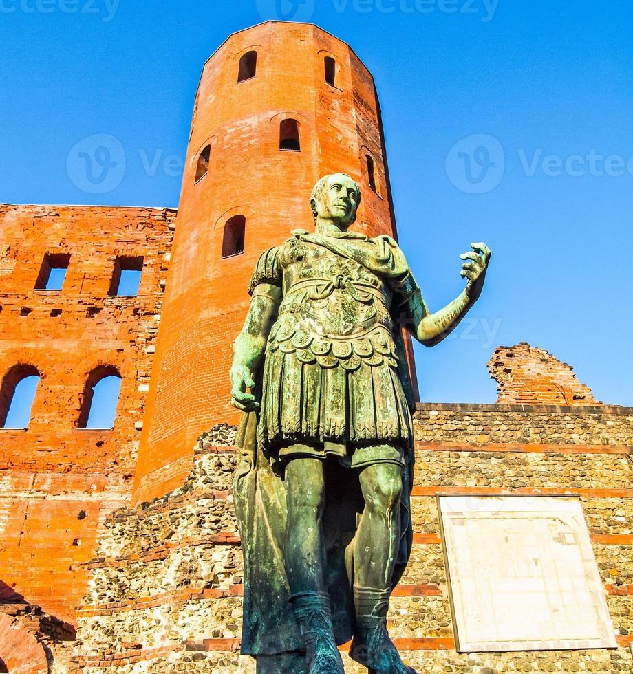 hdr romersk staty av augustus foto