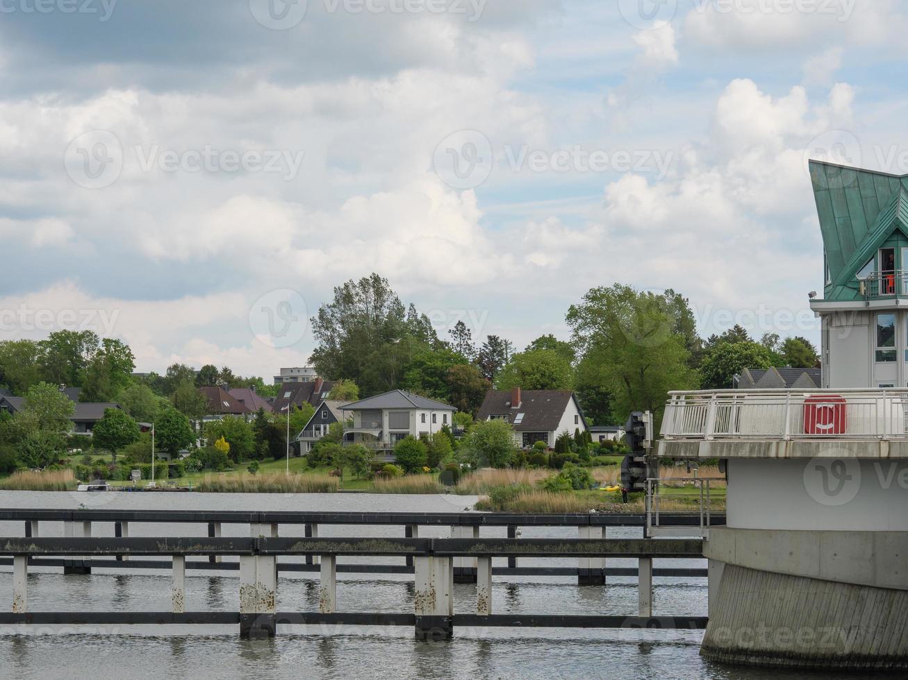 staden Kappeln vid floden schlei foto