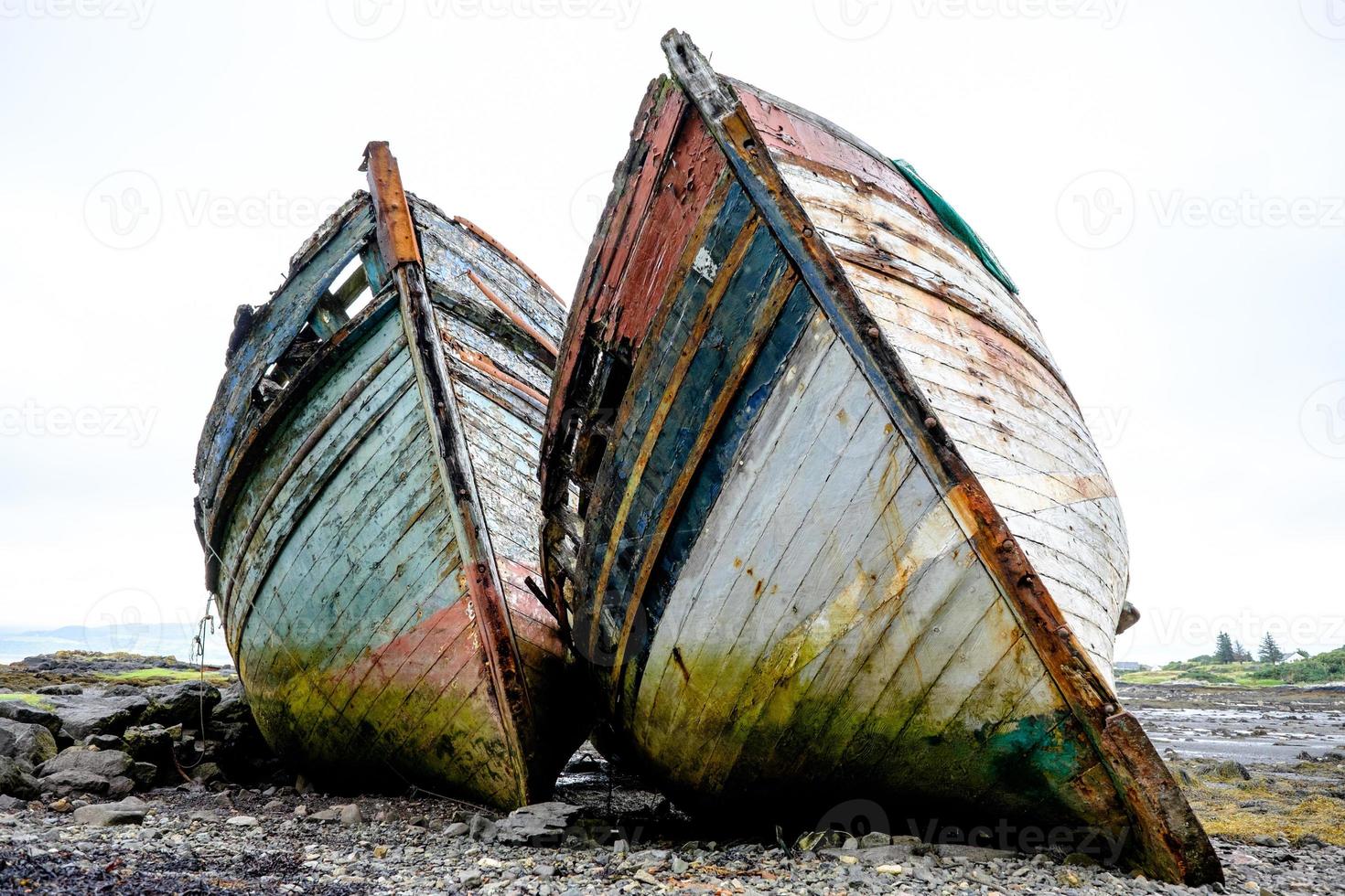 två gamla fiskebåtar foto