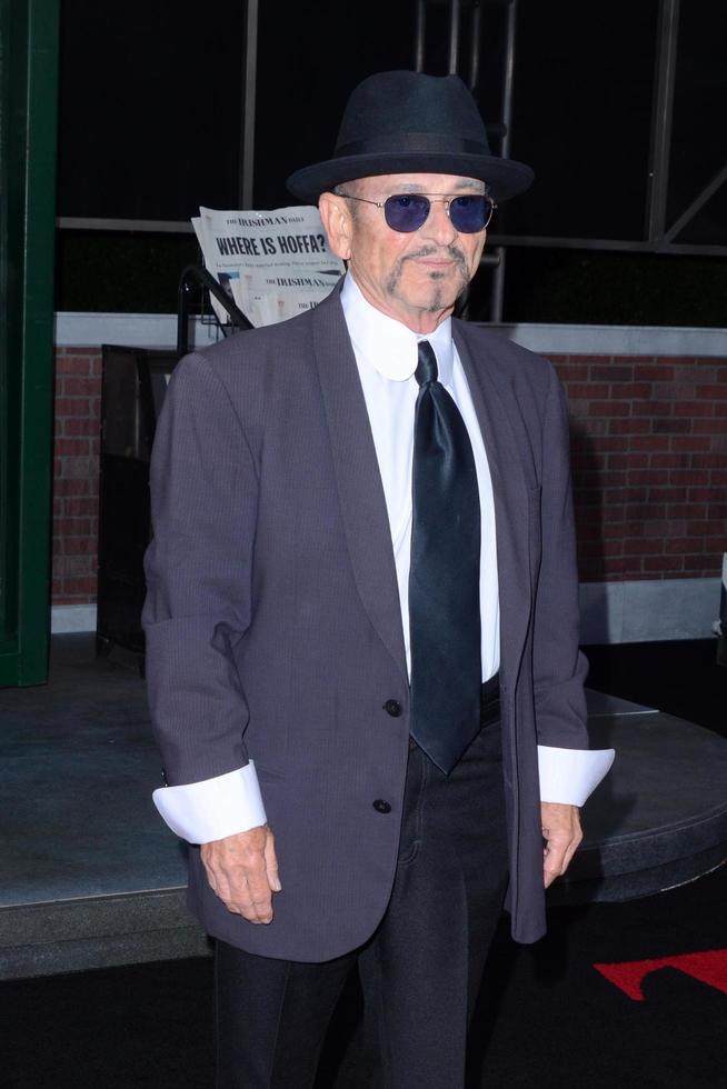 los angeles 24 oktober - joe pesci på den irländska premiären på tcl chinese theatre imax den 24 oktober 2019 i los angeles, ca. foto