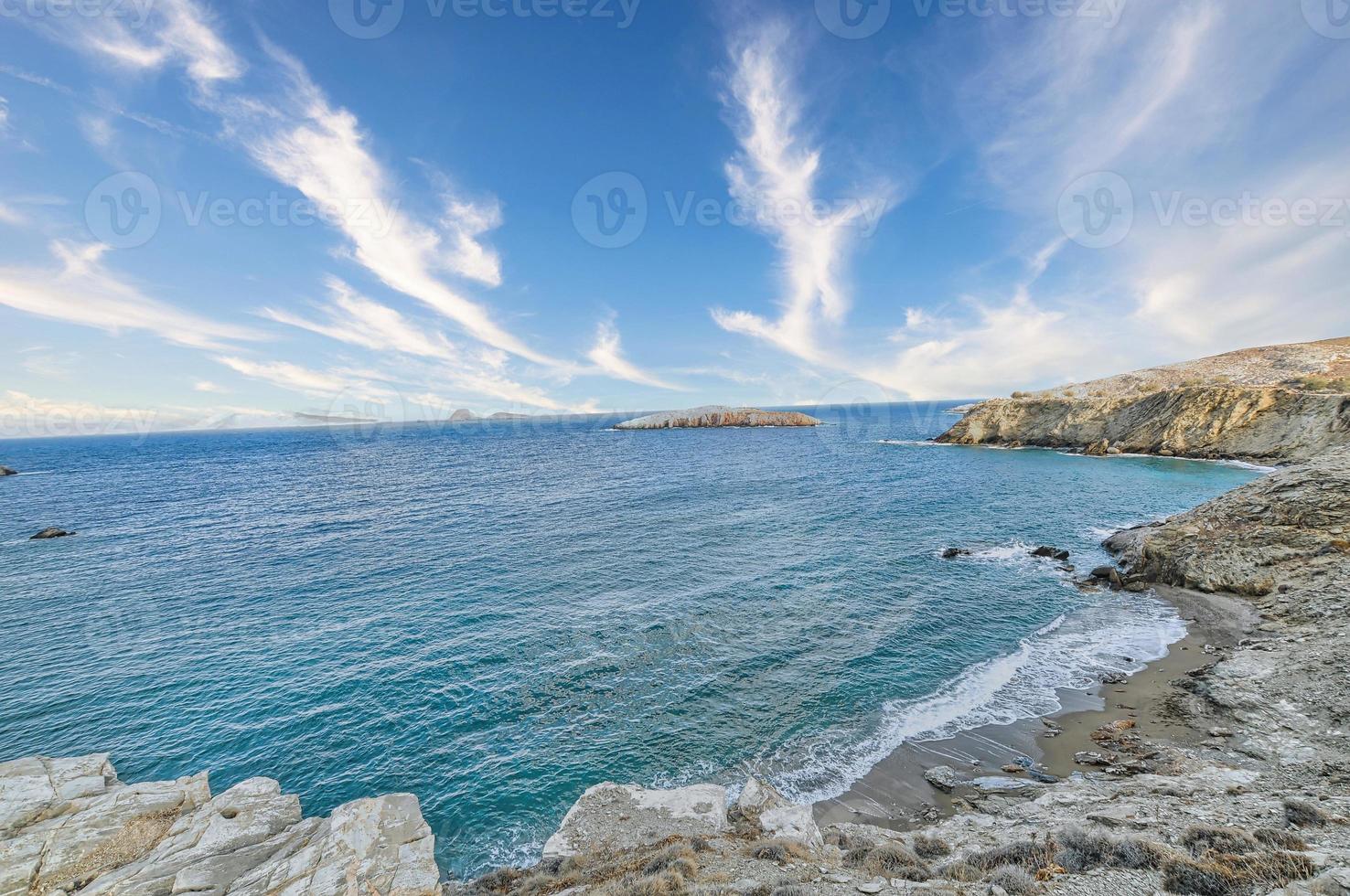 vitsentzou stranden i folegandros, Grekland foto