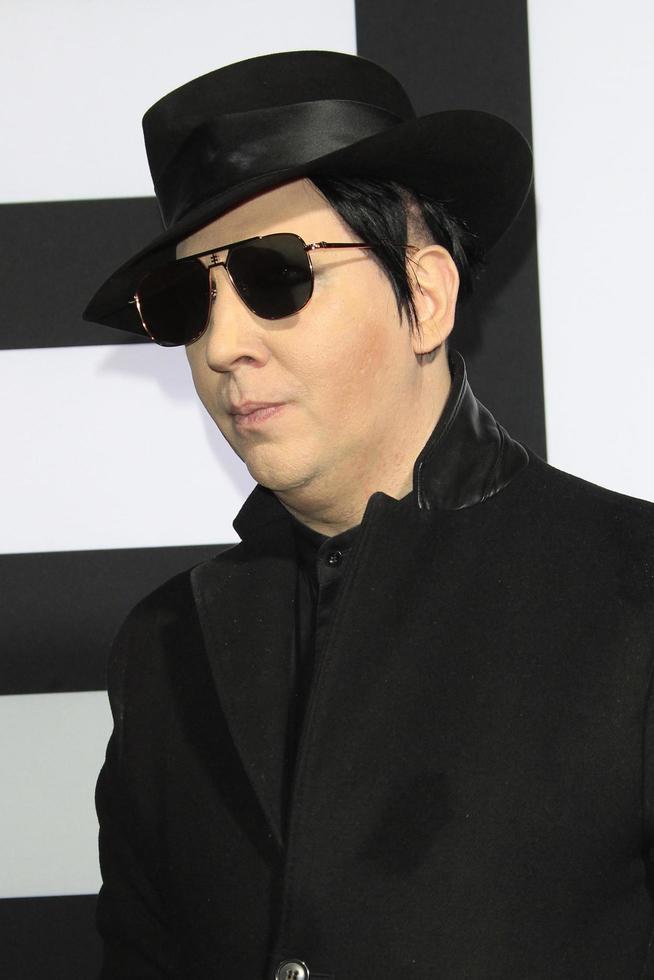 los angeles 17 oktober - marilyn manson på halloweenpremiären på tcl chinese theatre imax den 17 oktober 2018 i los angeles, ca foto