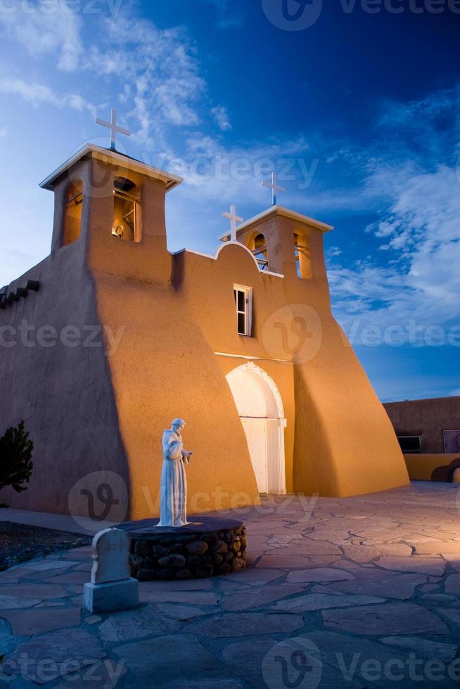 san francisco de asis kyrka, taos, new mexico foto