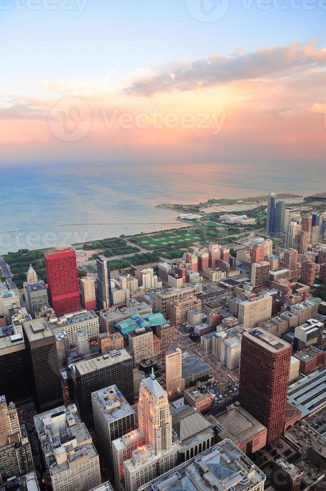 chicago horisont vid solnedgången foto