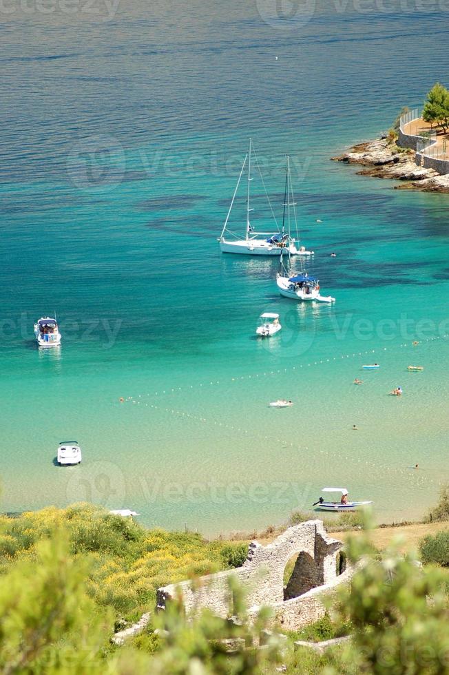 pittoresk utsikt på sandig lovrecina strand på ön Brac, Kroatien foto