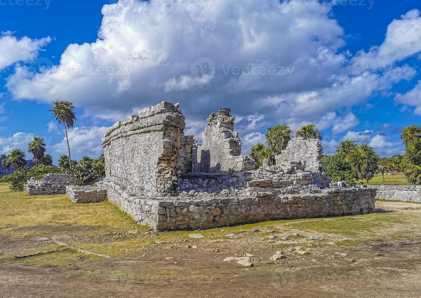 forntida tulumruiner Mayan plats tempelpyramider artefakter havslandskap mexico. foto