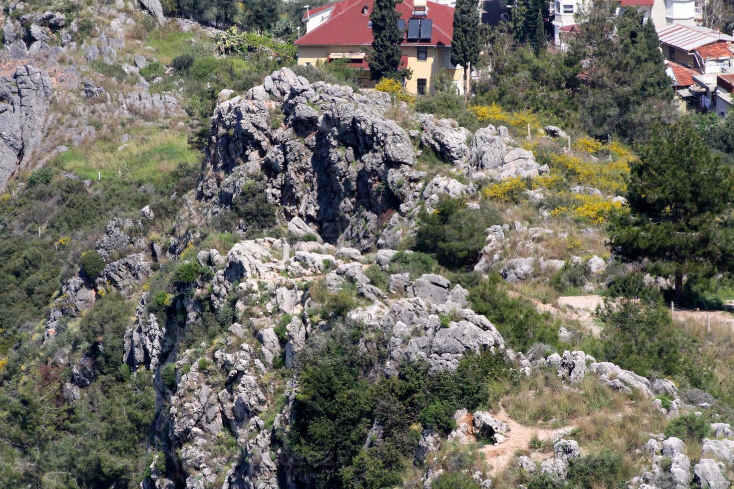 klart bergslandskap foto