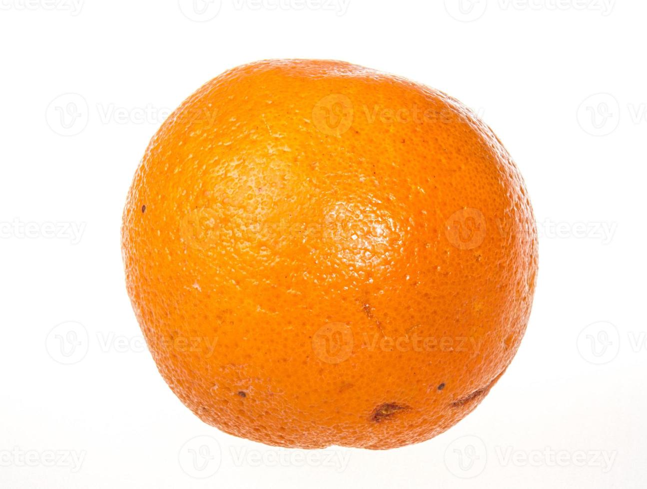 orange isolerad på en vit bakgrund foto