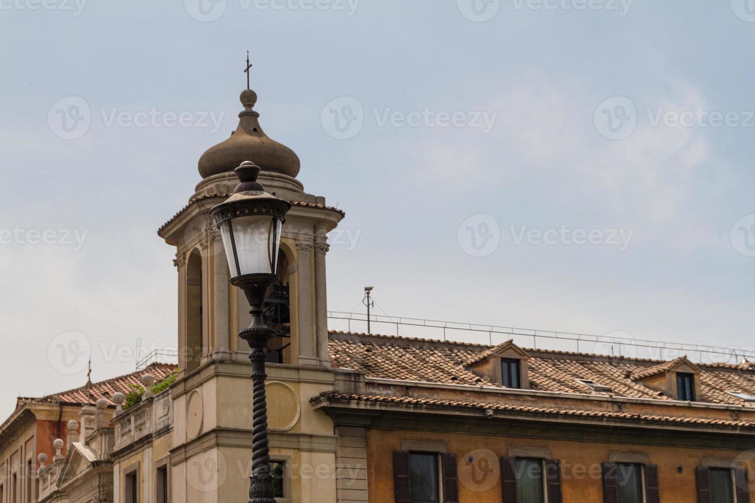 stor kyrka i centrum av Rom, Italien. foto