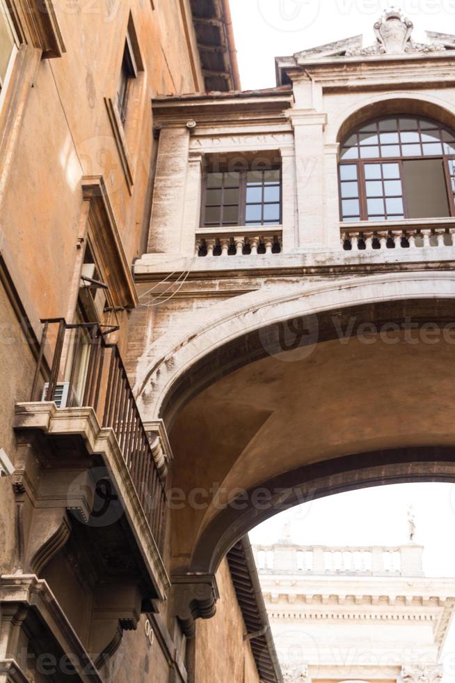 Rom, Italien. typiska arkitektoniska detaljer i den gamla staden foto