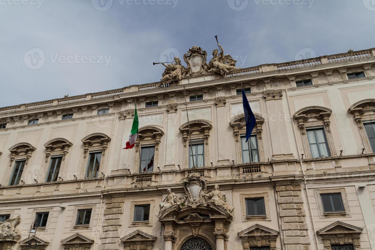 rom, consulta-byggnaden på quirinale square. foto