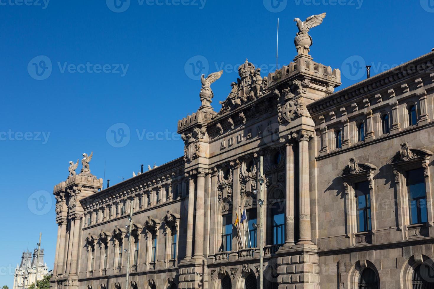 byggnaders fasader av stort arkitektoniskt intresse i staden barcelona - spanien foto