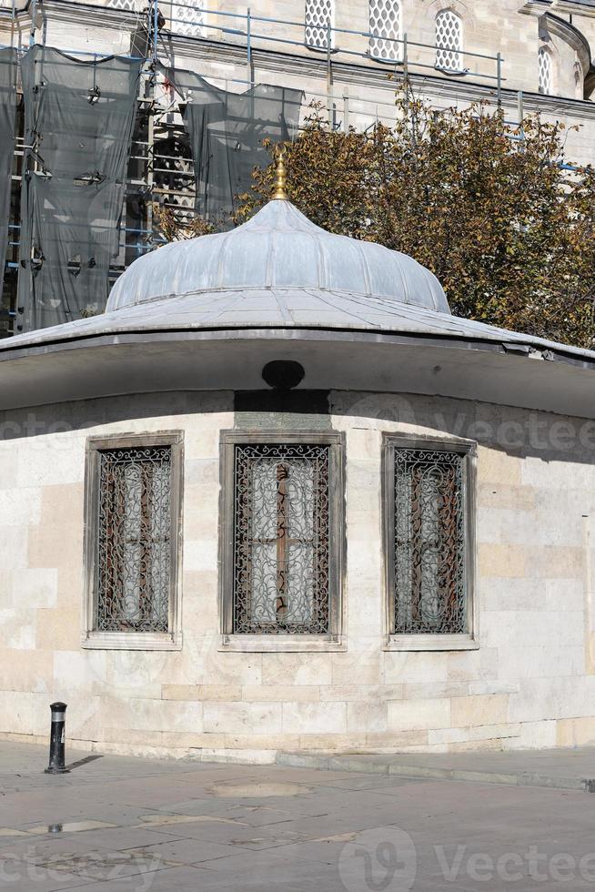 byggnad i eminonu yeni moskén i istanbul, Turkiet foto