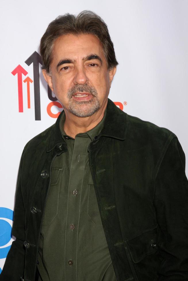 los angeles, 8 oktober - joe mantegna på cbs daytime after dark event i comedy store den 8 oktober 2013 i West Hollywood, ca. foto