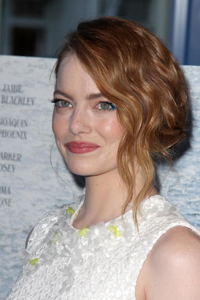 los angeles, 9 juli - Emma stone på den irrationella mannen los angeles premiär på writer's guild of america theatre den 9 juli 2015 i Beverly Hills, ca. foto