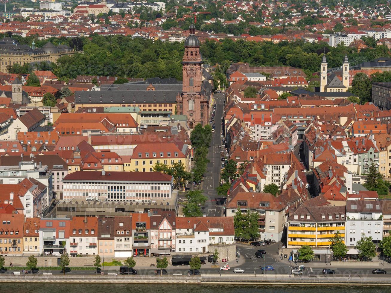 staden wuerzburg vid floden main foto