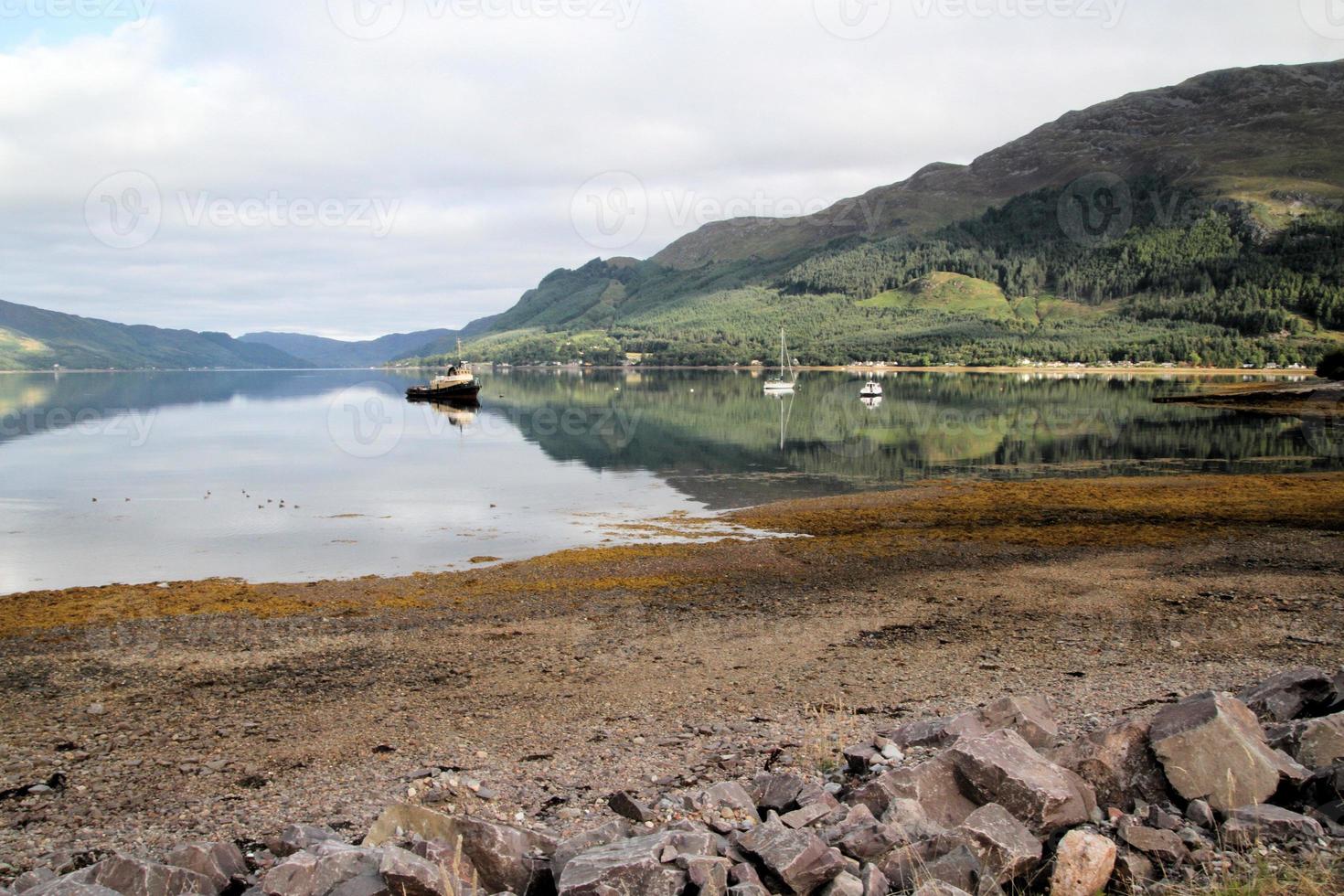 utsikt över den skotska kusten nära ön skye foto