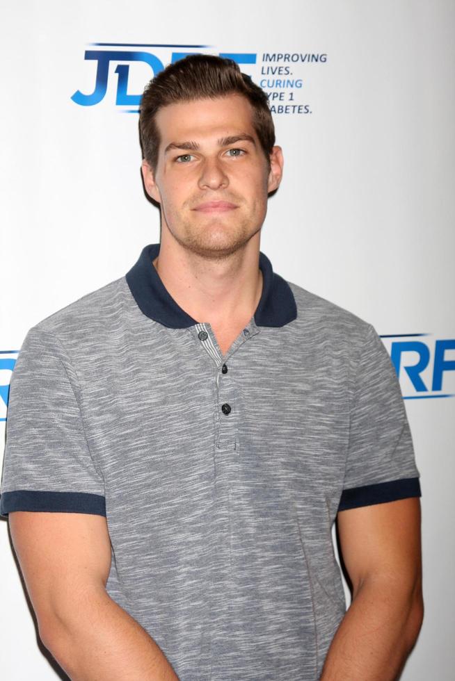 los angeles, 19 maj - Greg Finley anländer till jdrfs 9:e årliga gala på Century Plaza Hotel den 19 maj 2012 i Century City, ca. foto