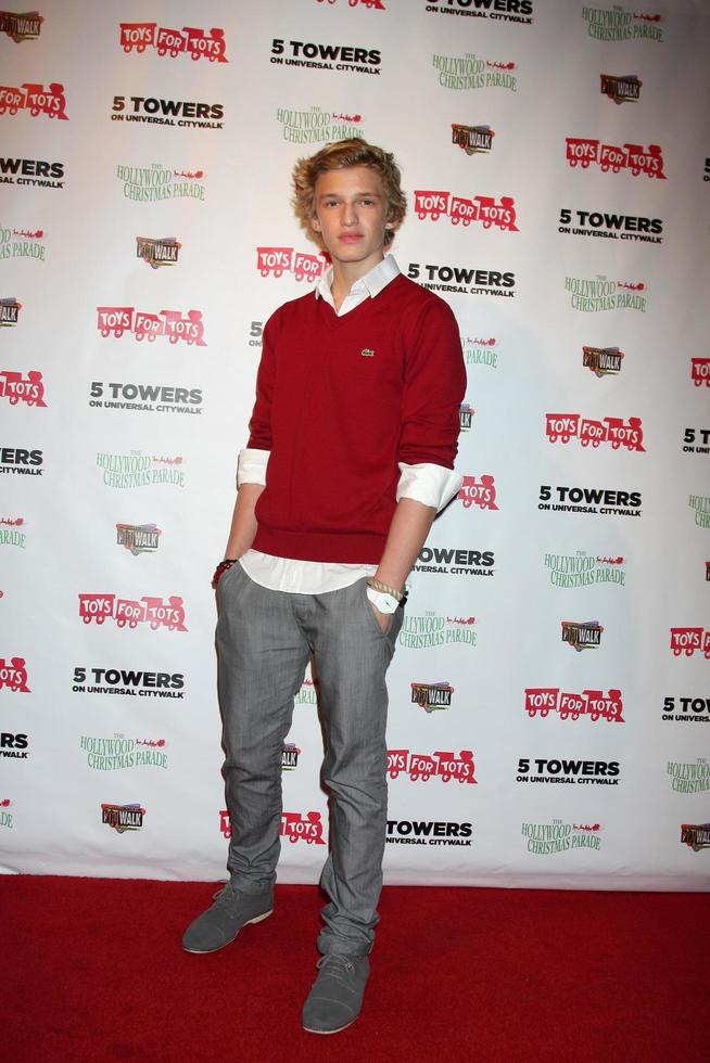 los angeles, 22 nov - cody simpson vid 2011 års hollywood julparadkonsert på Universal Citywalk den 22 november 2011 i los angeles, ca. foto