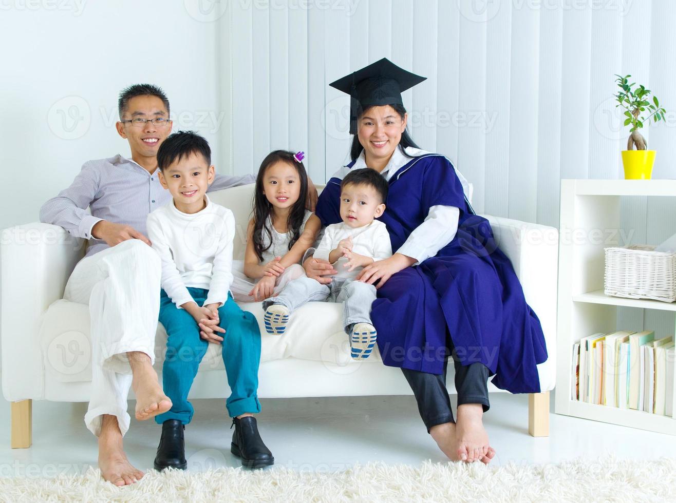 asiatisk familj foto