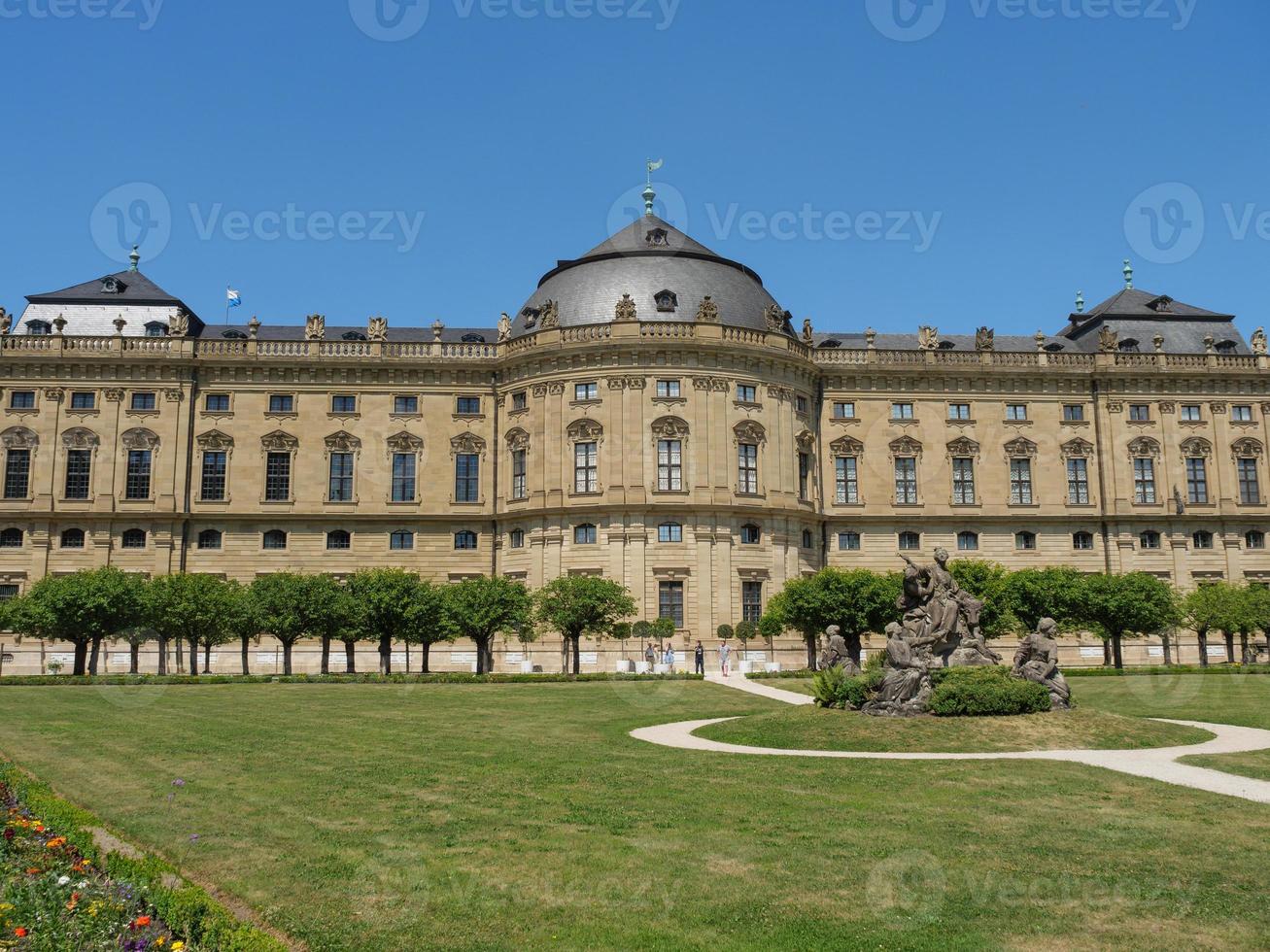 staden wuerzburg vid floden main foto