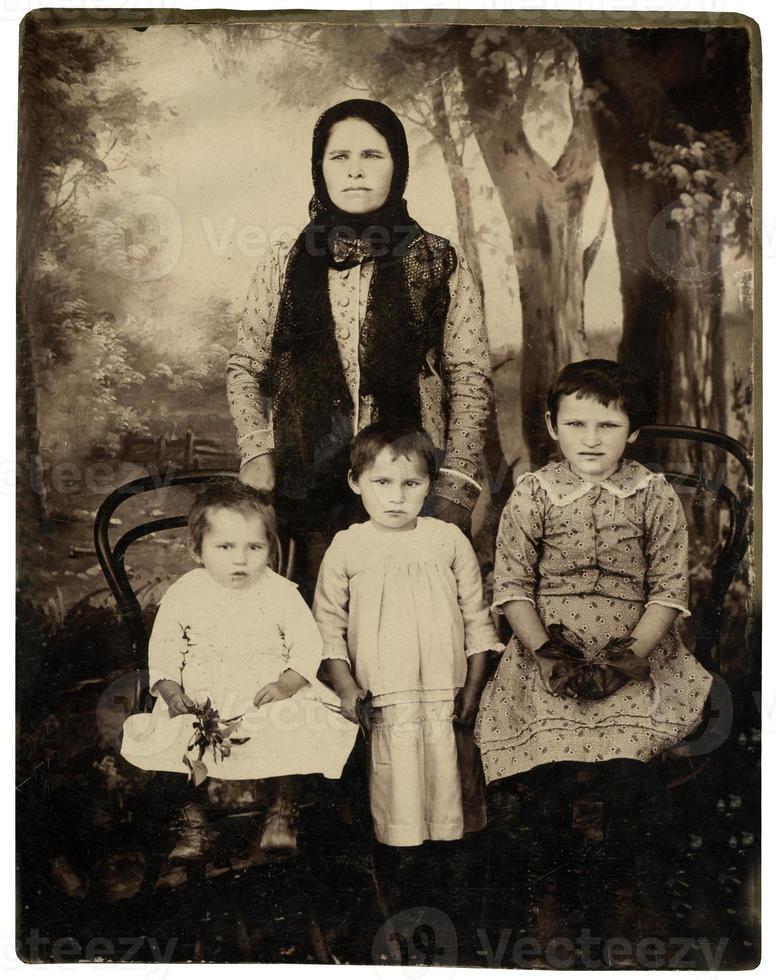 vintage familjeporträtt. foto