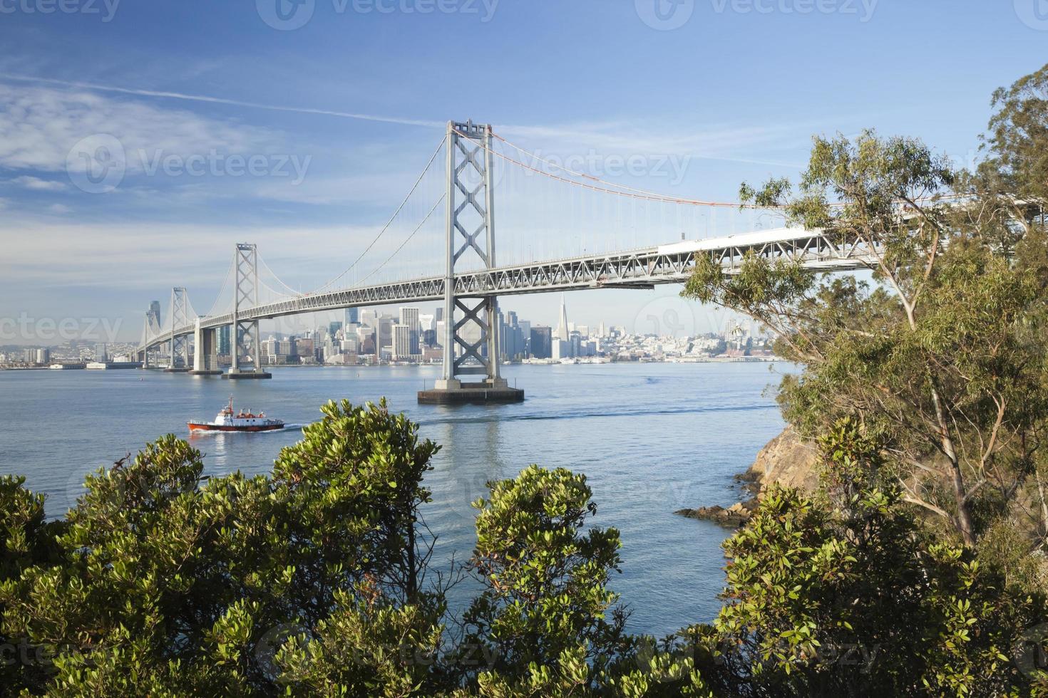 San Francisco och Bay Bridge foto