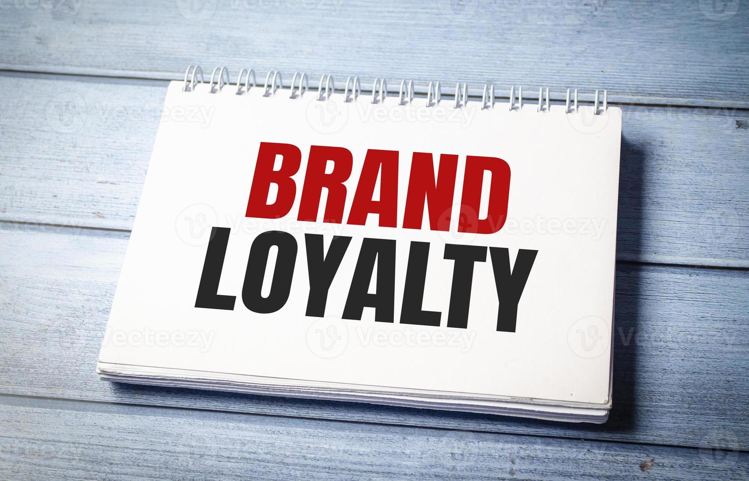 varumärke lojalitet text på kortet, koncept bakgrund foto
